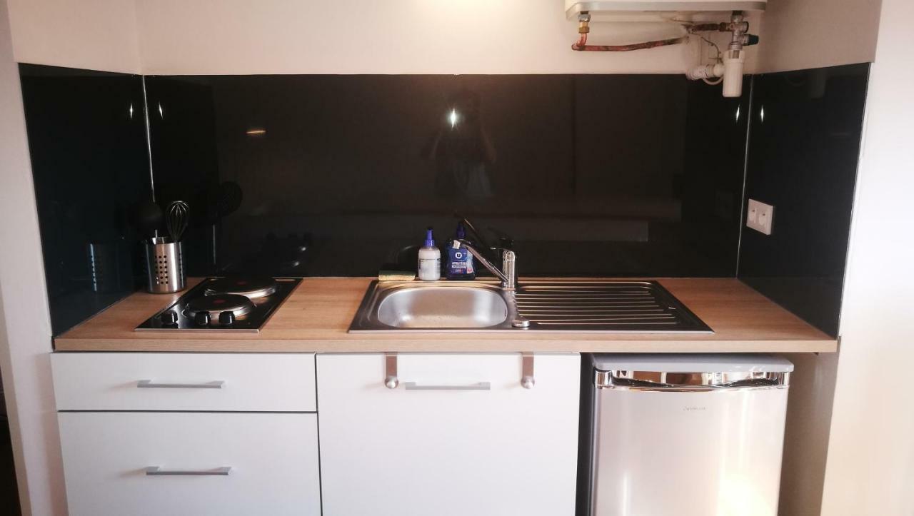 Apartament Studio Avec Balcon Au Pied Du Rocher D'Aiguilhe Le Puy-en-Velay Zewnętrze zdjęcie